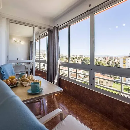 Διαμέρισμα Acogedor, Terraza, Piscina Y Mar *