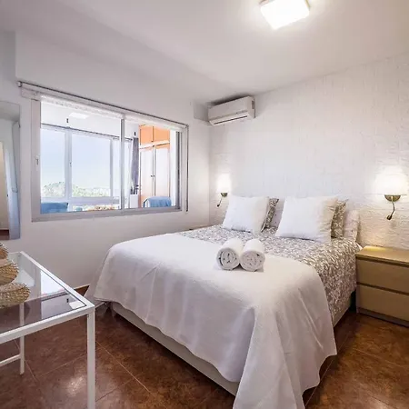Διαμέρισμα Acogedor, Terraza, Piscina Y Mar *